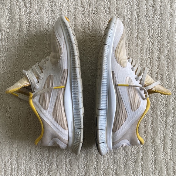 Nike Free 4.0 V3 Livestrong Athletic Shoes - Picture 8 of 9